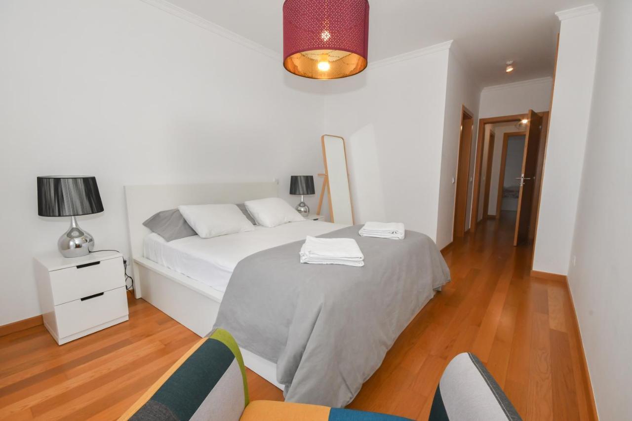 Spacious 3 Bedroom By The Beach Caniço Exteriér fotografie