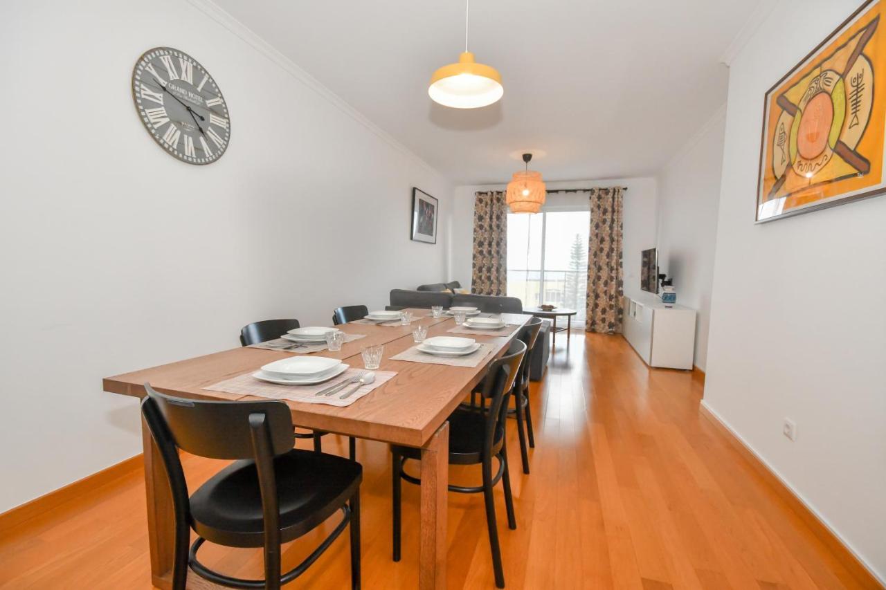 Spacious 3 Bedroom By The Beach Caniço Exteriér fotografie